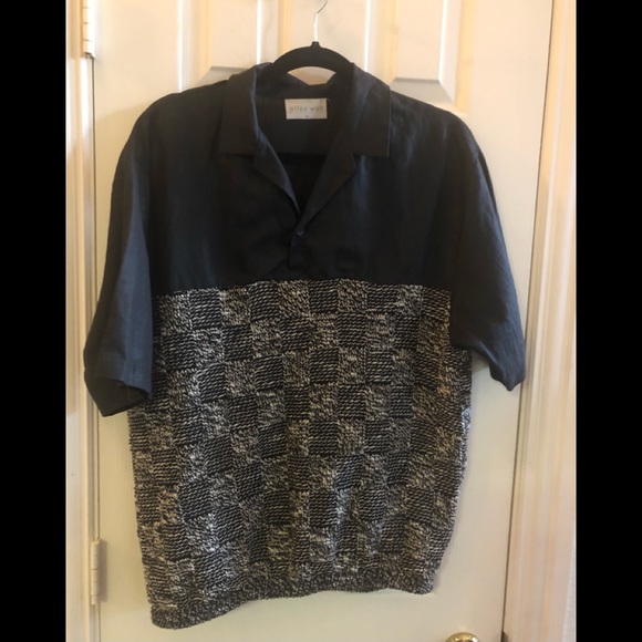 Allen Wah Short Sleeve Blouse, Size M, Great preowned condition - Picture 1 of 4